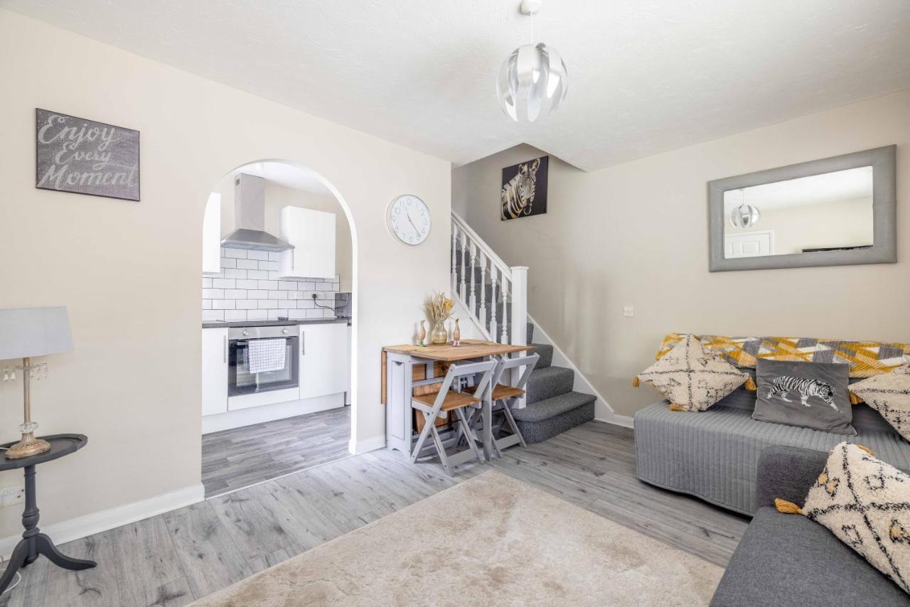Вілла Windsor Burnham Ascot Haven Sleeps 4 Слау Екстер'єр фото